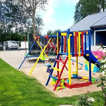 Na Leśnej Ustronie Morskie