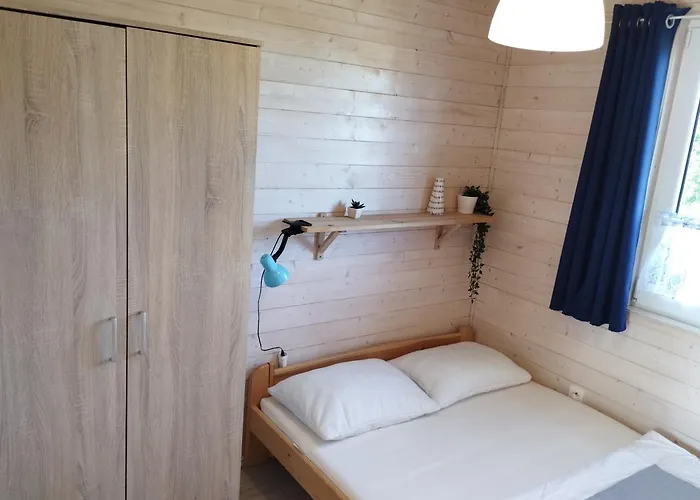 Na Lesnej Ustronie Morskie